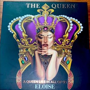 The Queen Eye Shadow Palette